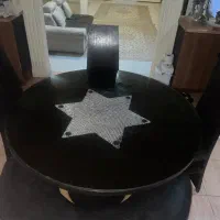 میز نهار خوری شیش نفره همراه با نیم کت شیک و شیشه