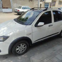 کوییک R سفید مشکی