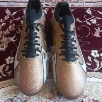 کفش ورزشی استوک چمن