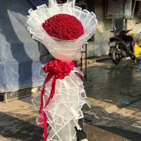 رز فقط 30تومن دسته گل باکس گل رز درجه ۱