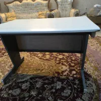 میز تحریر و نقشه کشی