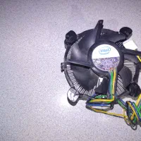 Intel Core2 Quad Q8300 + Fan|قطعات و لوازم جانبی رایانه|تهران, استخر|دیوار