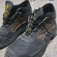کفش مخصوص کار به شدت سفت و محکم|کیف، کفش، کمربند|شهرکرد, |دیوار