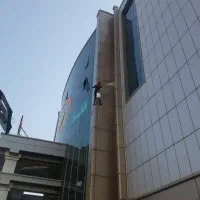 خدمات کار در ارتفاع راپل شست و شو نما پیچ رولپلاک|خدمات پیشه و مهارت|شیراز, زرگری|دیوار