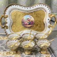 بستنی خوری لیلی و مجنون و آجیل خوری