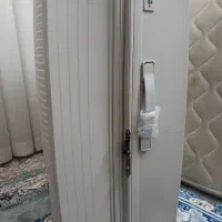 چمدان بزرگ مسافرتی|کیف، کفش، کمربند|مشهد, راه آهن|دیوار