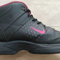 نیم بوت نایک|کیف، کفش، کمربند|قم, باجک دو|دیوار