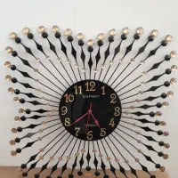 ساعت دیواری