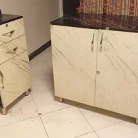 کمد و آینه / سرویس آرایشگاه|آرایشگاه و سالن‌های زیبایی|ماهدشت, |دیوار