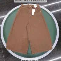 فروشنده خانم