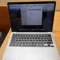 MacBook pro 2020/M1/8 gb/512