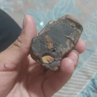 سنگ مشکوک به شهاب سنگ|کلکسیون اشیاء عتیقه|کرمان, |دیوار