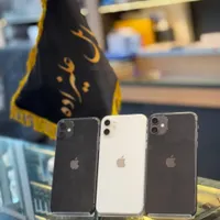 اپل iPhone 11 با حافظهٔ ۱۲۸ گیگابایت