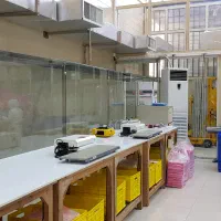 سالن جهت انجام کارهای بهداشتی