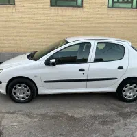 206سفید مدل۹۶ تپ۲