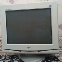 مانیتور قدیمی LG