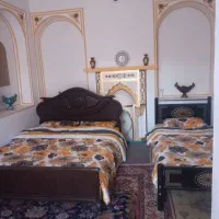 اجاره اتاق و سوئیت در اقامتگاه بومگردی عمارت پدری|اجارهٔ کوتاه‌مدت آپارتمان و سوئیت|شاهین‌شهر, گرگاب|دیوار