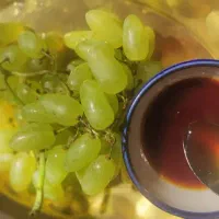شیره انگور ومویز ارگانیک وسرکه وآبغوره وکشمش پلویی