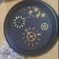 ساعت دیواری کاملا نو با جعبه