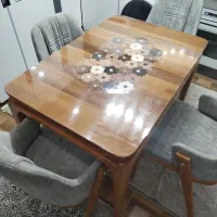 میز نهارخوری