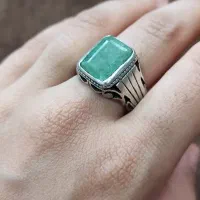 انگشتر زمرد