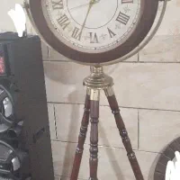 ساعت ایستاده
