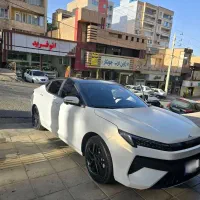 کی‌ام‌سی J7، مدل ۱۴۰۳