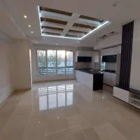 90-متری-کلید-نخورده-پنجره-قدی-و-خوش-نقش