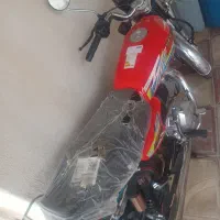 موتورسیکلت همتاز ۲۰۰