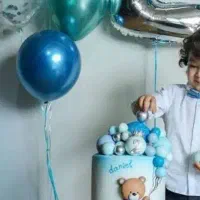 پرستار بچه در منزل خودم هستم حساس و مطمعن