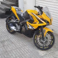rs200 پالس باجاج