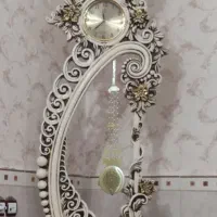 ساعت تمیز  بدون کوچکترین ایراد