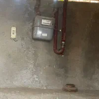 دامداری دوهزارمتر دور دیوار با امکانات کامل