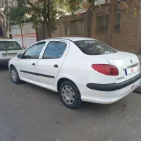 ۲۰۶ صندوقدار وی ۸ مدل ۹۵