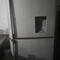 یخچال فریزر در حد نو