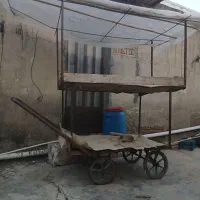 گاری چهار چرخ