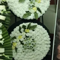 اجاره ،کرایه ی تاج گل مصنوعی خیریه ای تعدادتخفیف