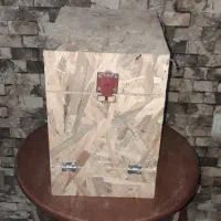 قفس غلامی ،  لانه