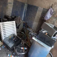 ضایعاتی بروز درب منزل و محل کارتون پرداخت نقدی|خدمات پیشه و مهارت|کنگاور, |دیوار