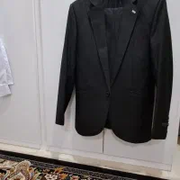 یک دست کت وشلوار مشکی رنگ نو