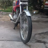 موتور سیکلت ۱۲۵ مدل ۸۲