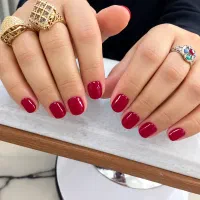 تخفیف ویژه کاشت ناخن فوری فوری تا فردا