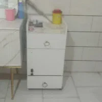 وسایل ارایشگاه|آرایشگاه و سالن‌های زیبایی|اراک, |دیوار