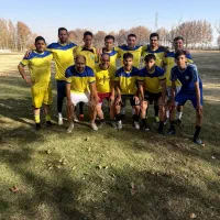 بازیکن فوتسال نیاز داریم چندتا