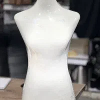 مانکن نیم تنه بسیار تمیز حدودا ۳۰ عدد