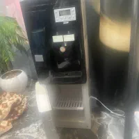 ابسرد کن یخچالدار بسیار تمیز