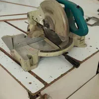 فارسی بر۱۰۴۰ ماکیتا