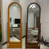 آینه قدی چوبی هلالی ایستاده