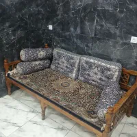 تخت ومیز قهوه خانه سنتی