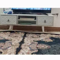 زیر تلویزیون فروشی سفید